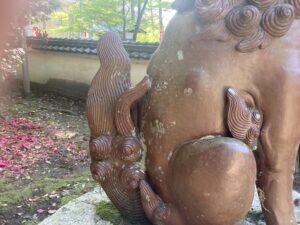 日吉神社（湯迫）狛犬　阿形