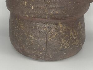 古備前　矢筈口耳付水指