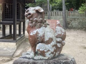 湯次神社　狛犬