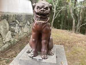 王持神社 狛犬(2)