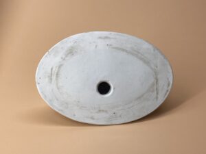 白備前　牡丹獅子香炉