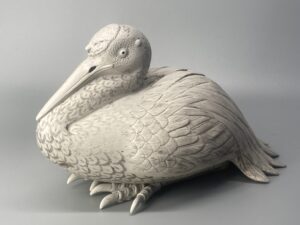 白備前鶴香炉　真殿左鶴造