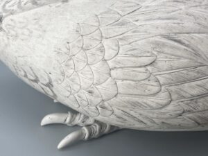 白備前　鶴香炉