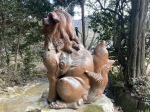 備前焼の狛犬　天神社