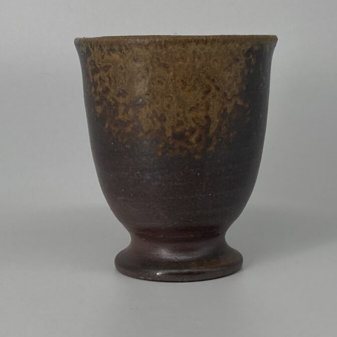 備前焼　ゴブレット　ゴマ